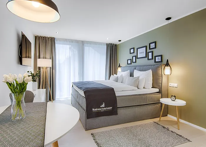 Отель Business Maier Гётцис